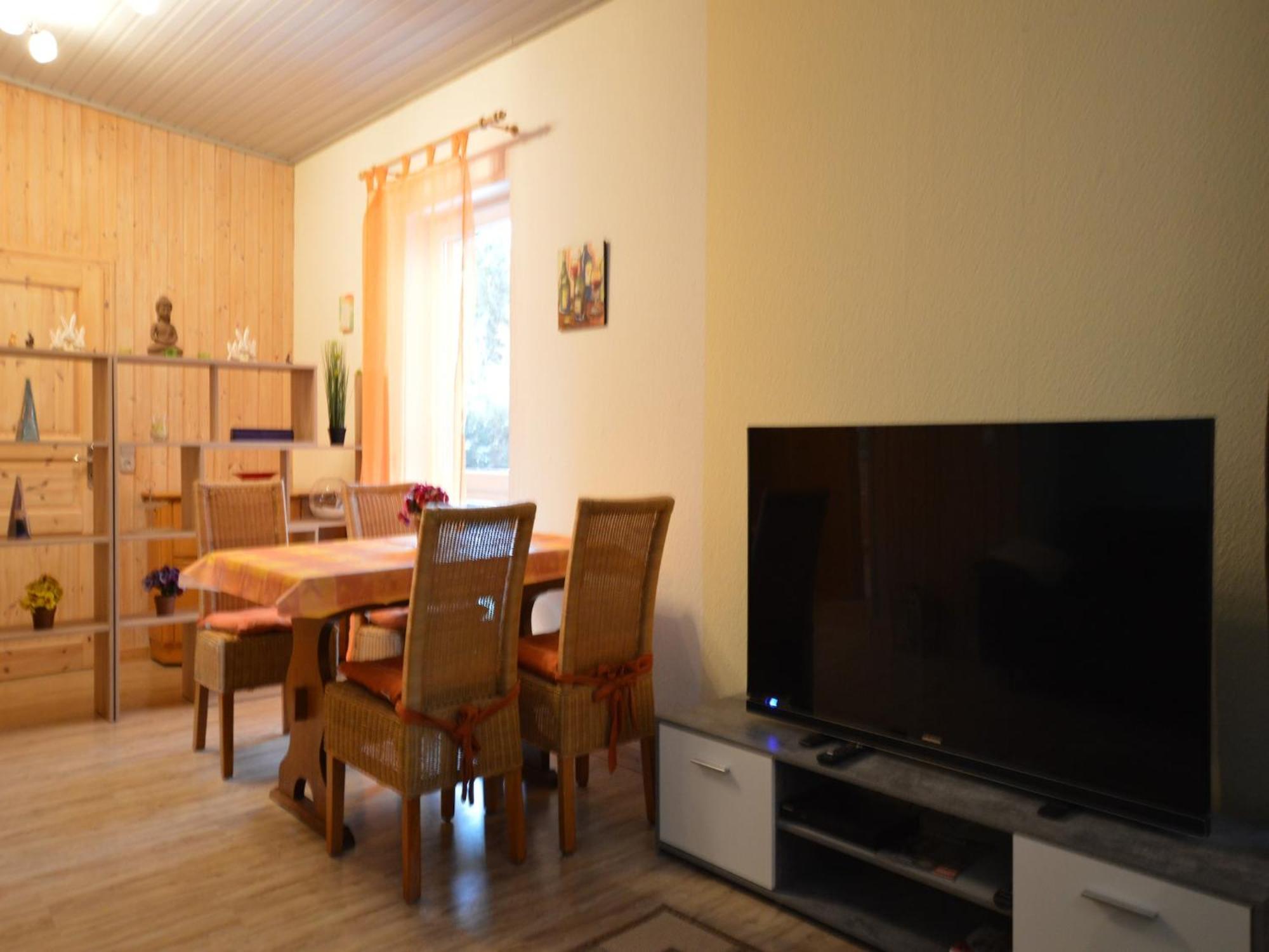 Cosy Apartment In Manderscheid With Balcony エクステリア 写真