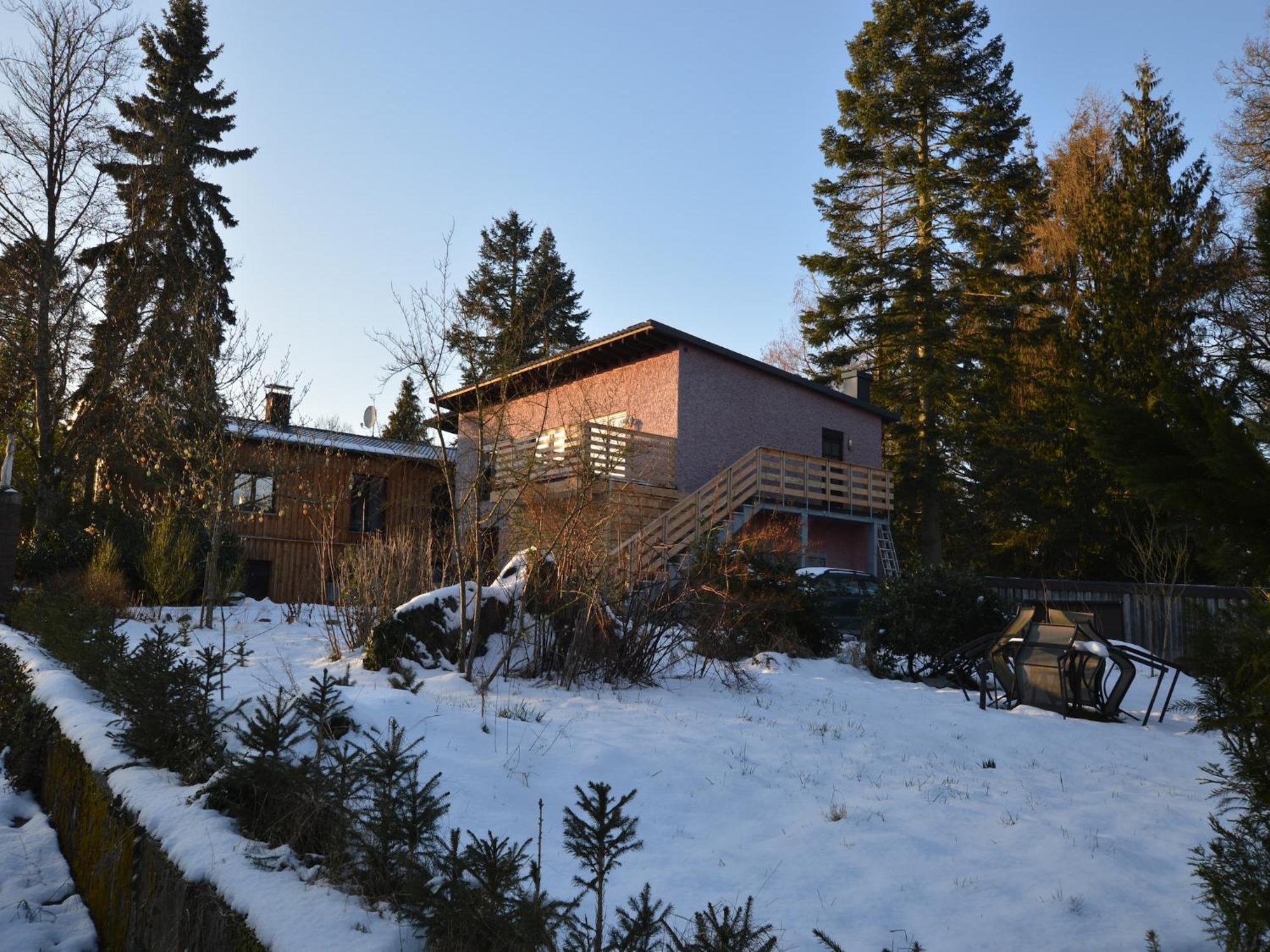 Cosy Apartment In Manderscheid With Balcony エクステリア 写真
