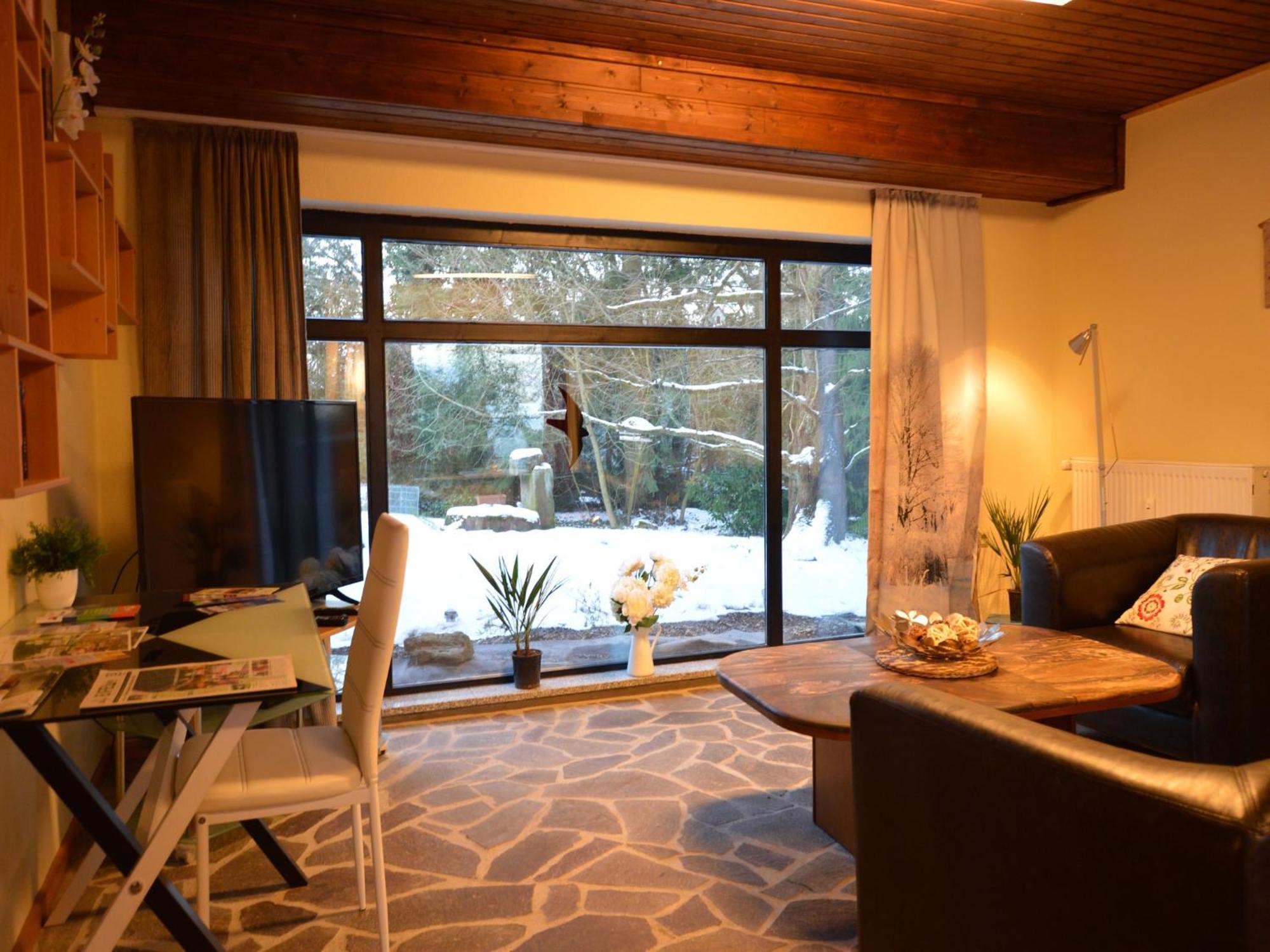 Cosy Apartment In Manderscheid With Balcony エクステリア 写真
