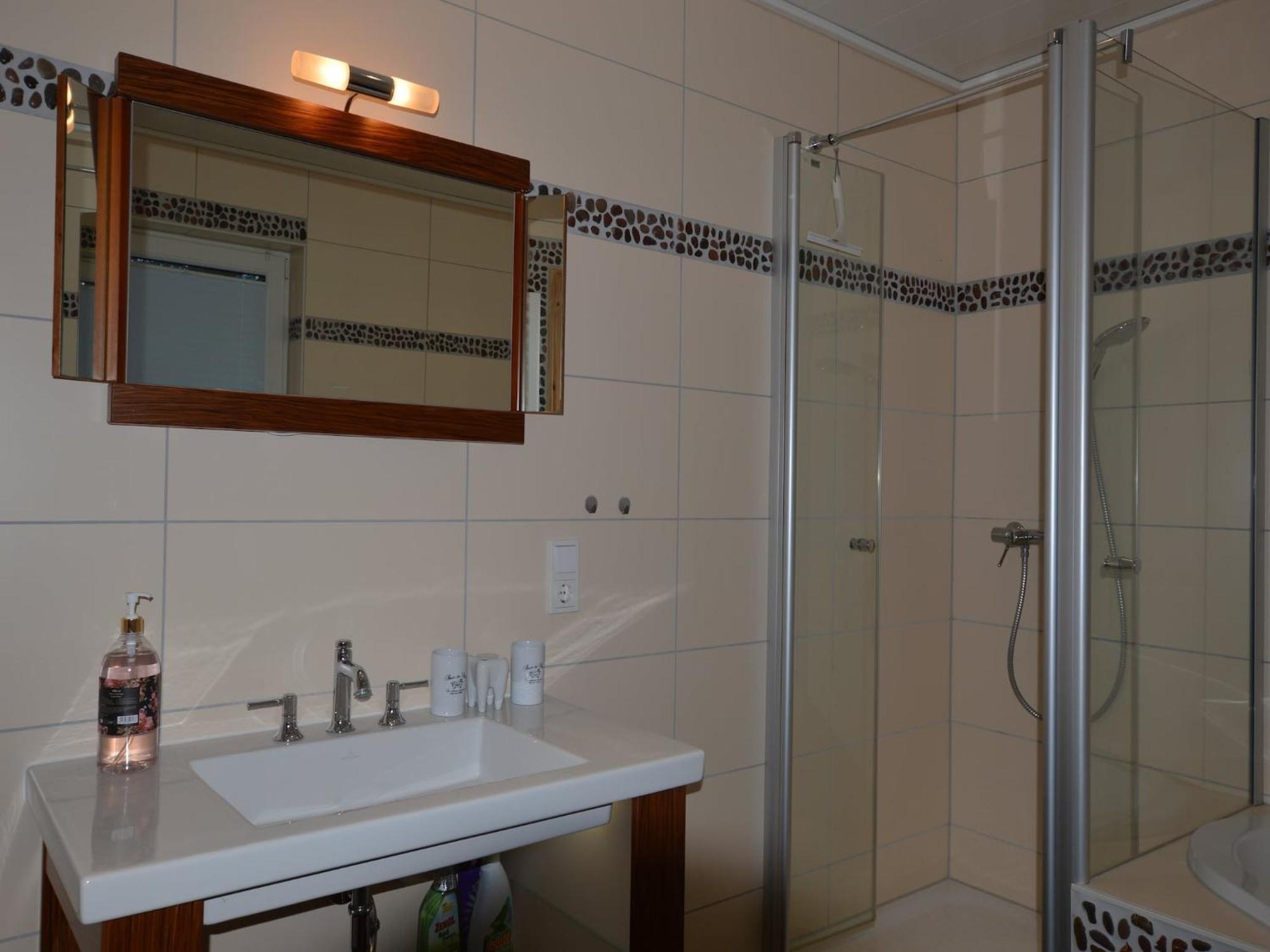Cosy Apartment In Manderscheid With Balcony エクステリア 写真