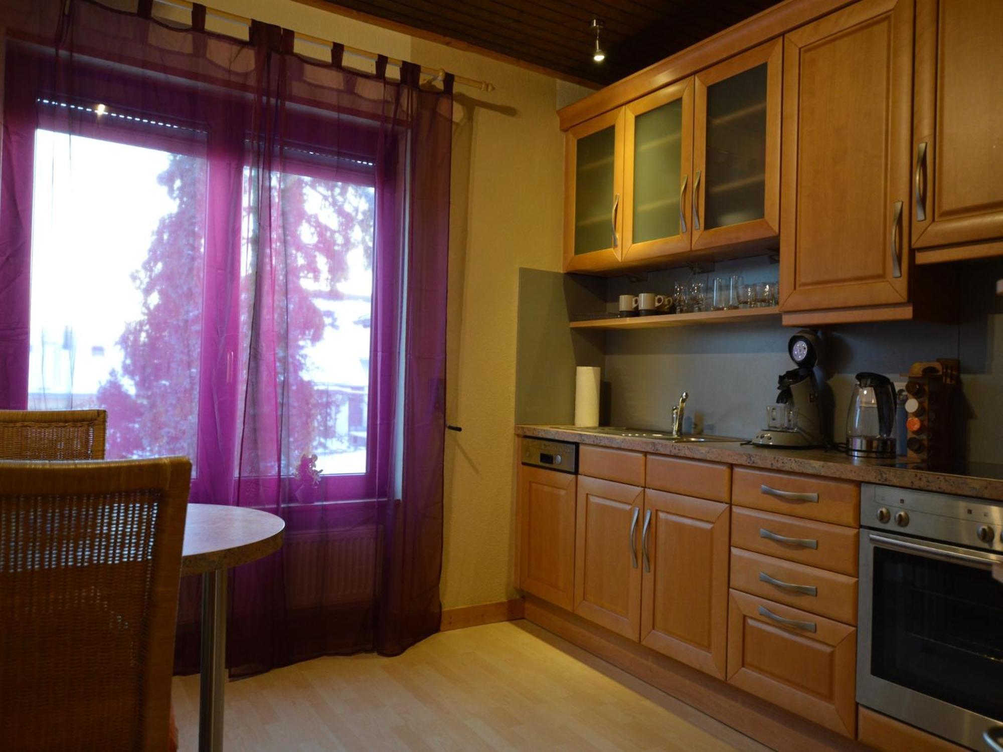 Cosy Apartment In Manderscheid With Balcony エクステリア 写真