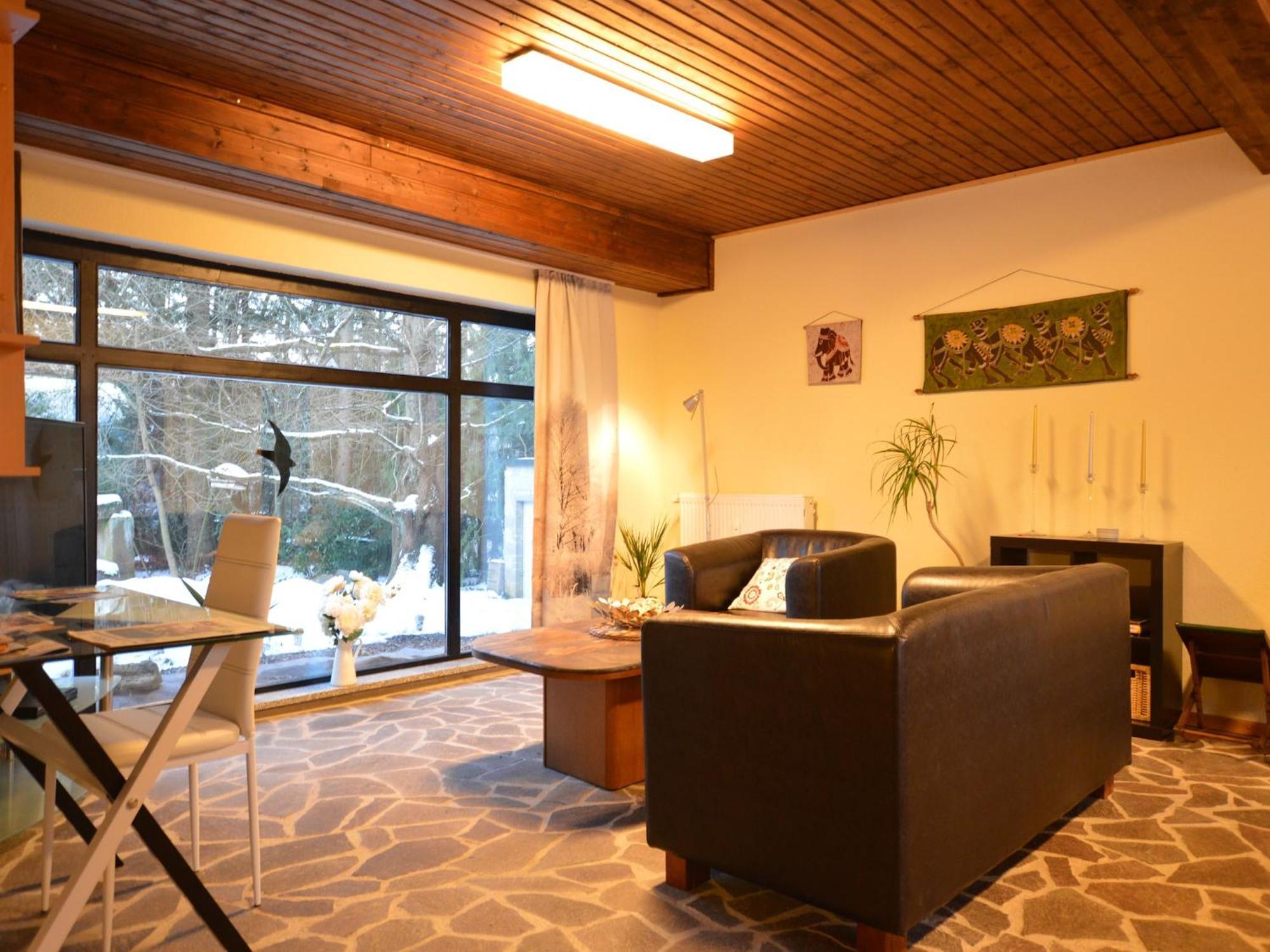 Cosy Apartment In Manderscheid With Balcony エクステリア 写真