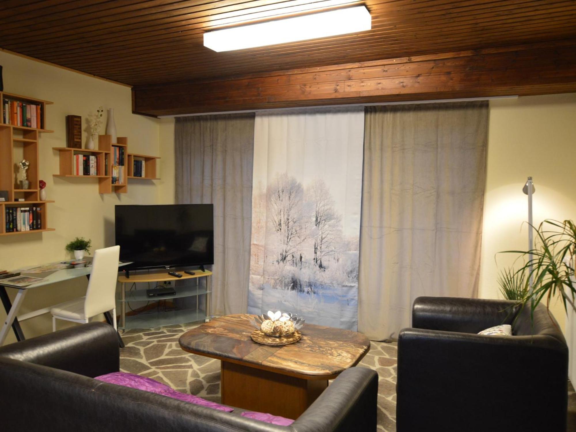 Cosy Apartment In Manderscheid With Balcony エクステリア 写真