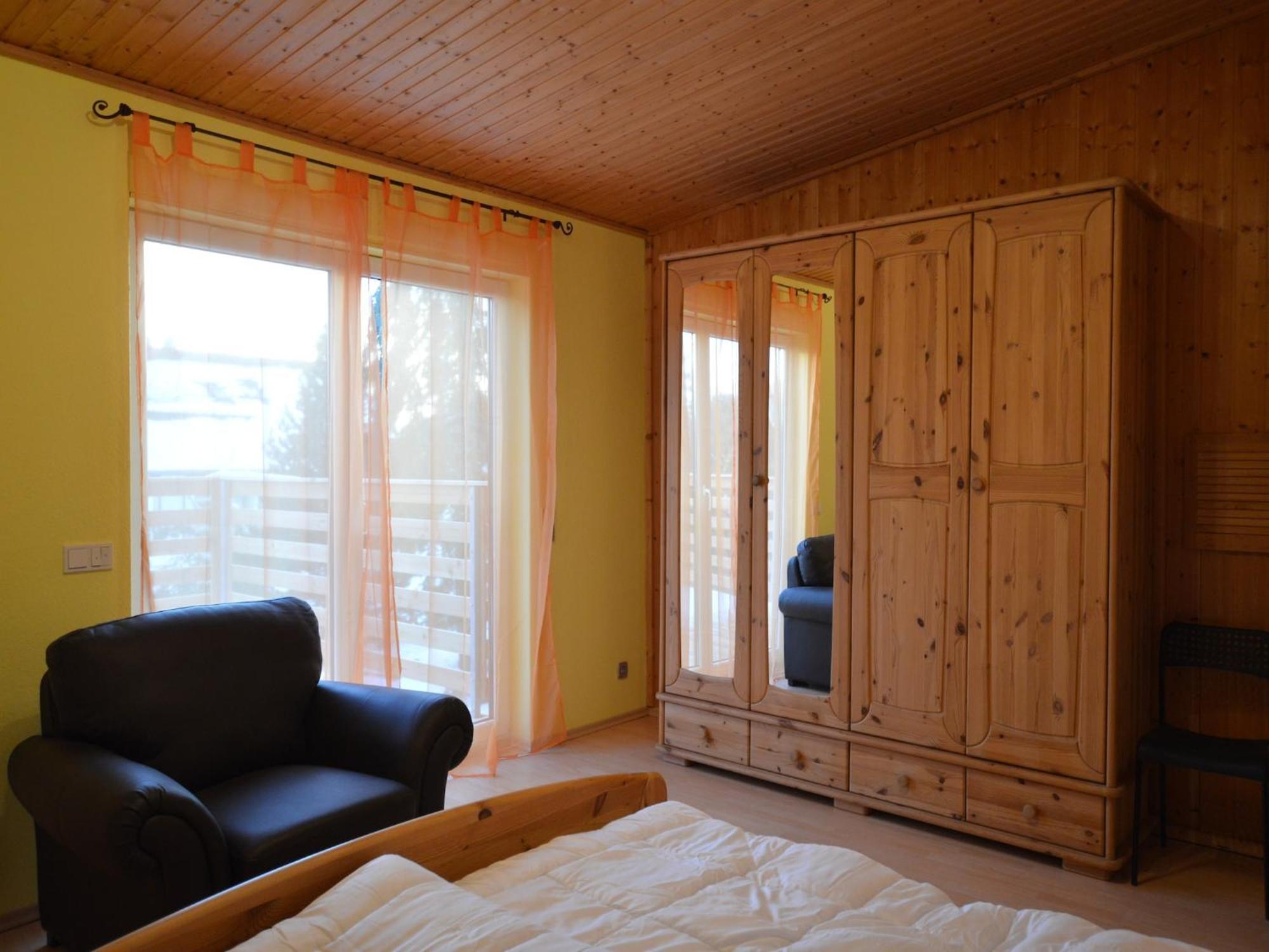 Cosy Apartment In Manderscheid With Balcony エクステリア 写真