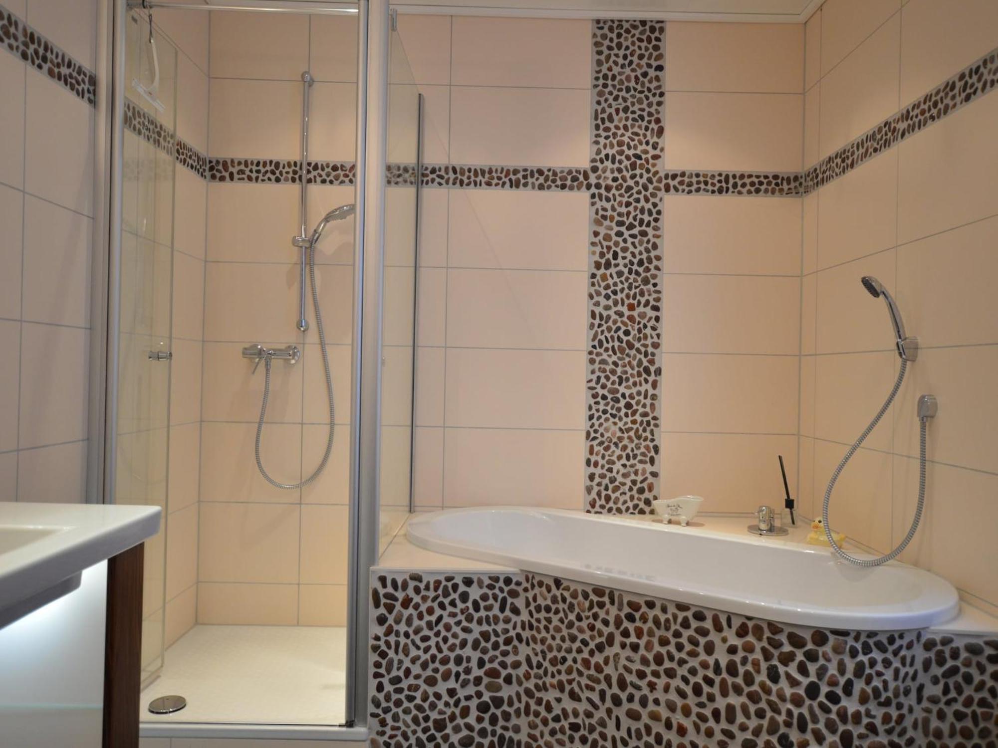 Cosy Apartment In Manderscheid With Balcony エクステリア 写真