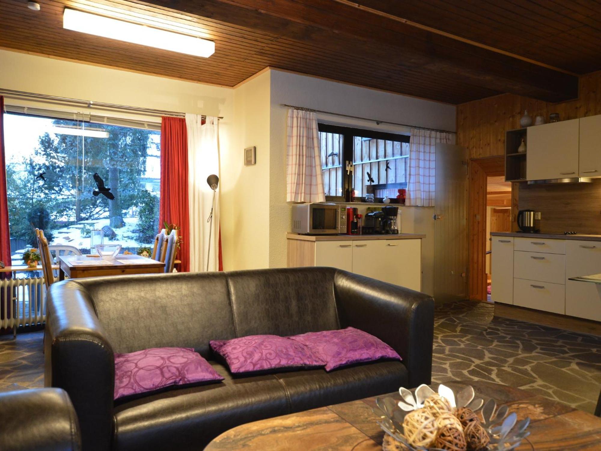 Cosy Apartment In Manderscheid With Balcony エクステリア 写真